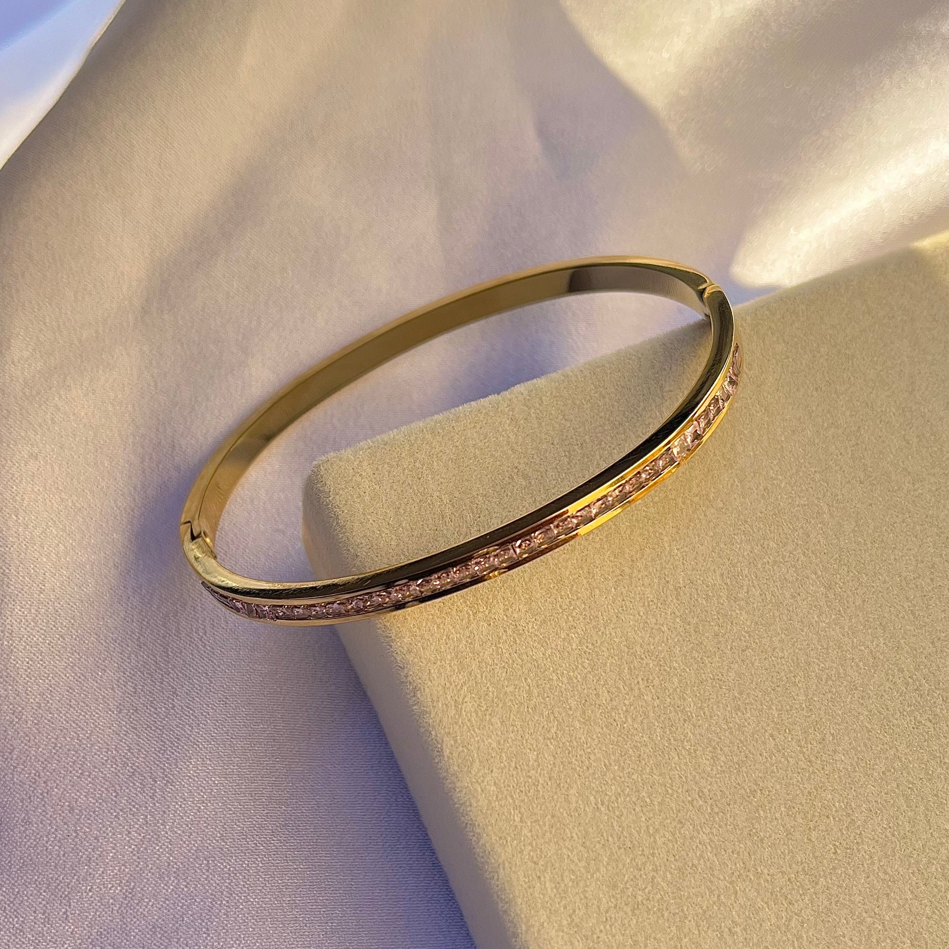 Nuhu Pink Diamond Gold Cuff
