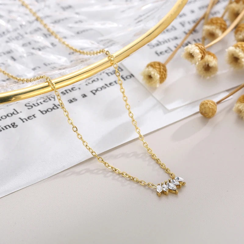 Jupiter Leafy Diamond Necklace✨