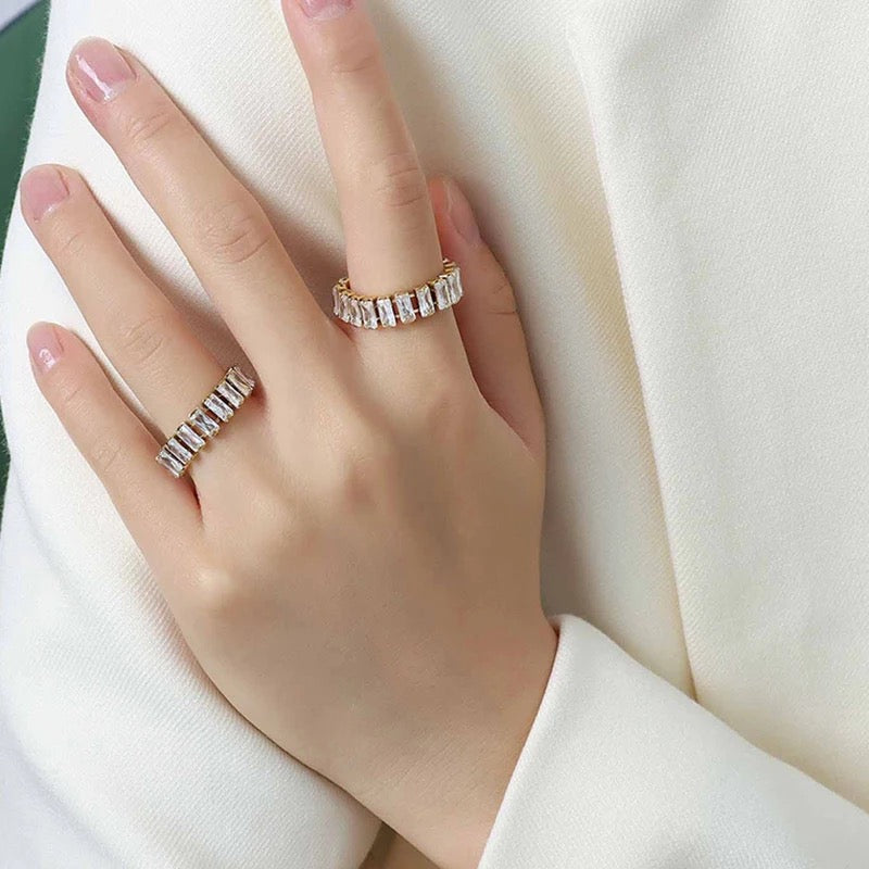 Eva Diamond Baguette Ring