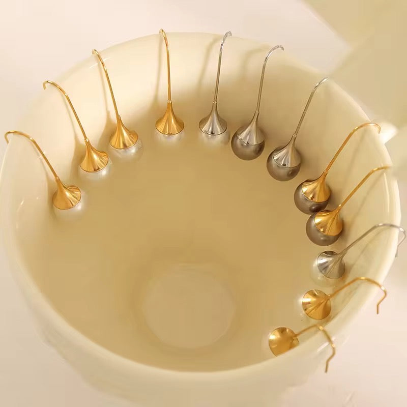 Huli Pearl Hanging Earring