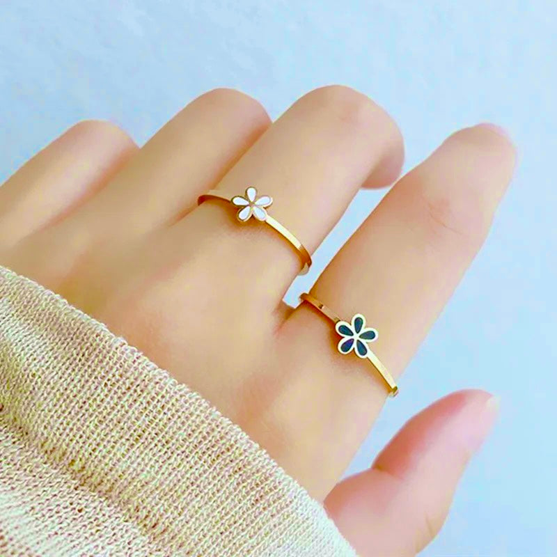 Flowery Cute Minimal Rings