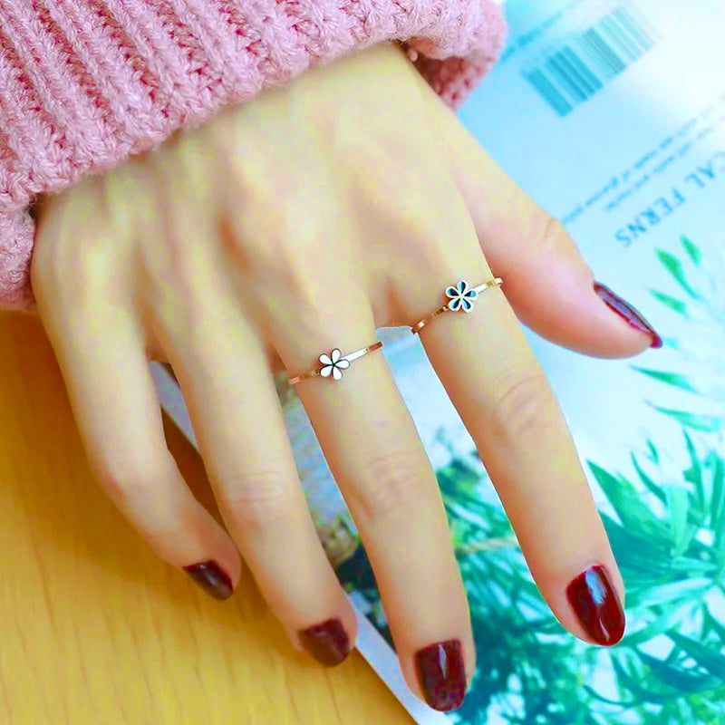 Flowery Cute Minimal Rings