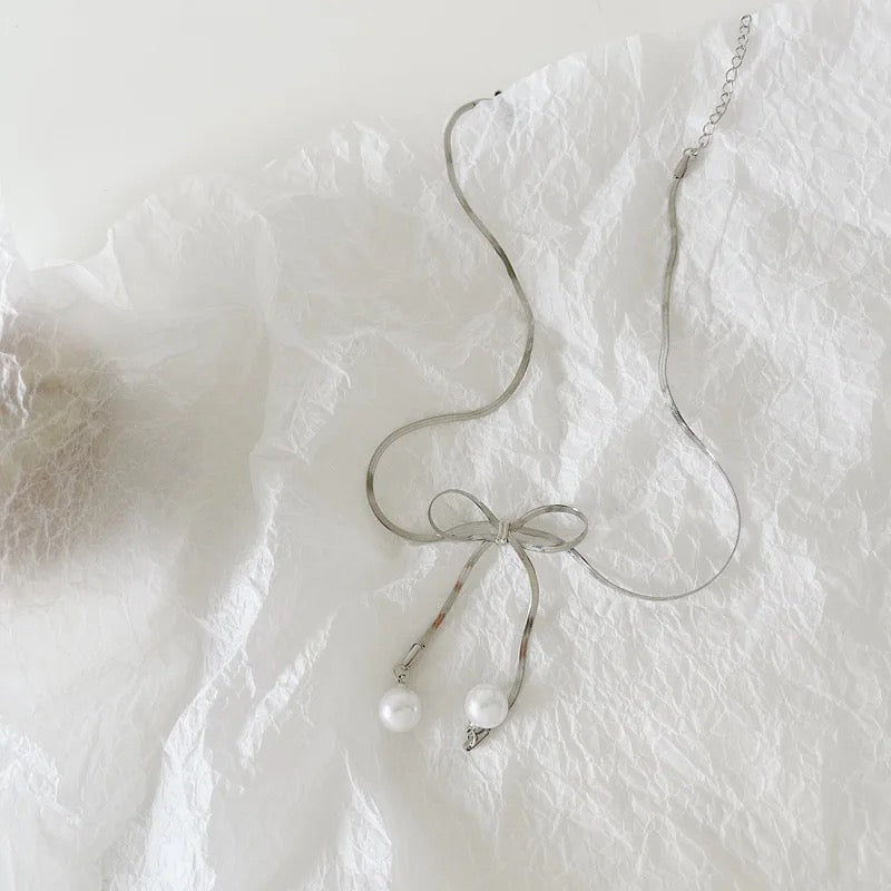 Silver Pearl Cute Bow Necklace
