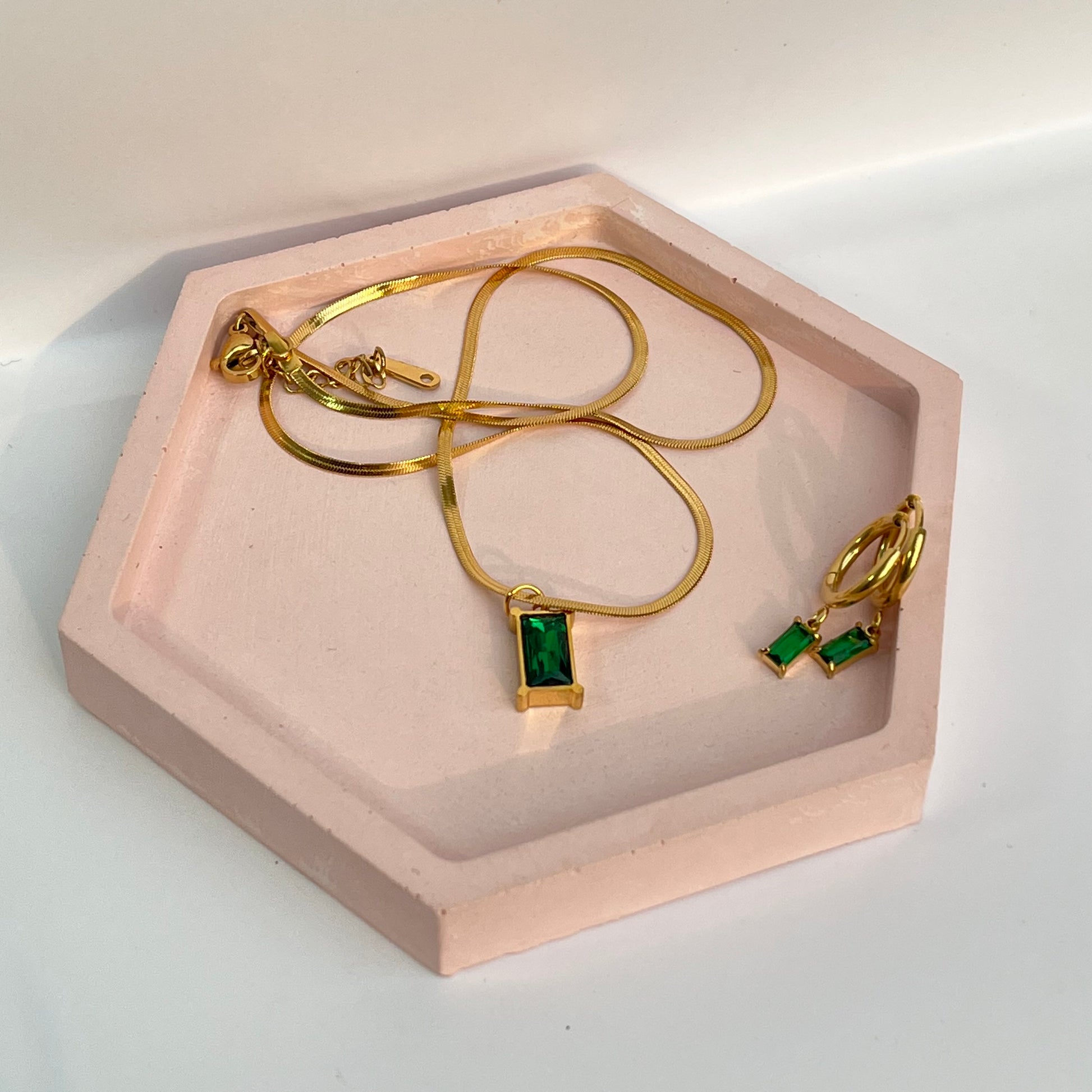 Ramo Emerald Set