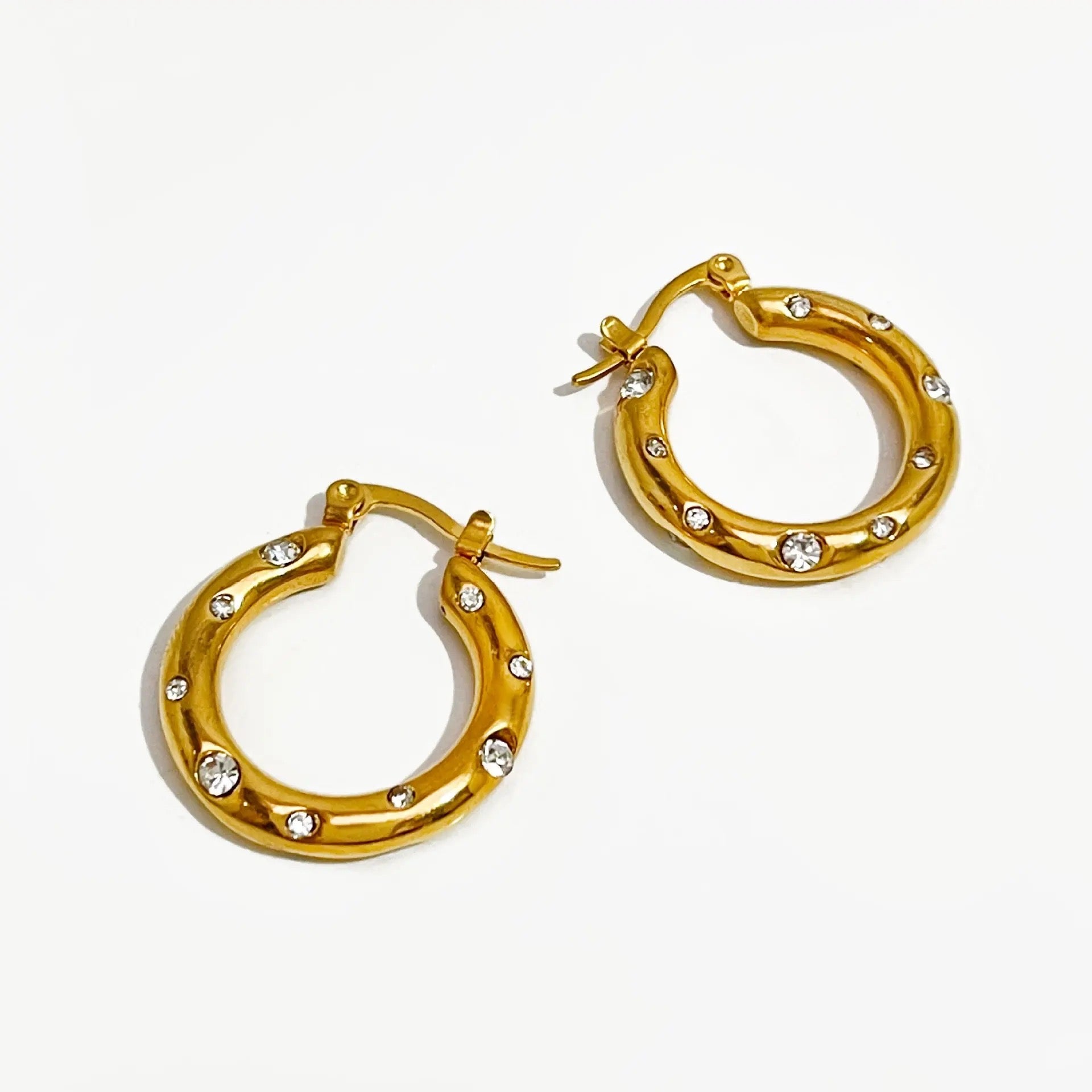 Nicole Diamond Classy Hoops