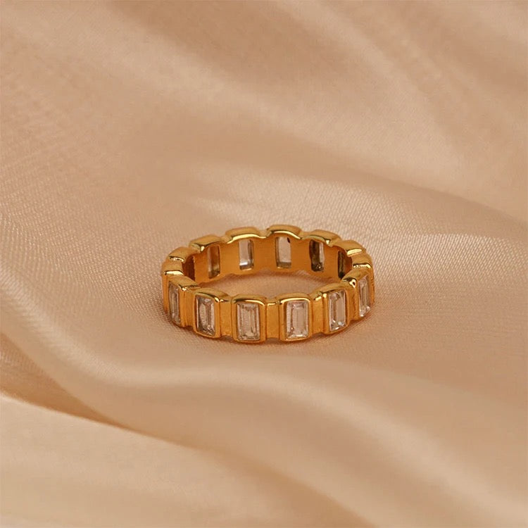 Devaki Diamond Gold Ring