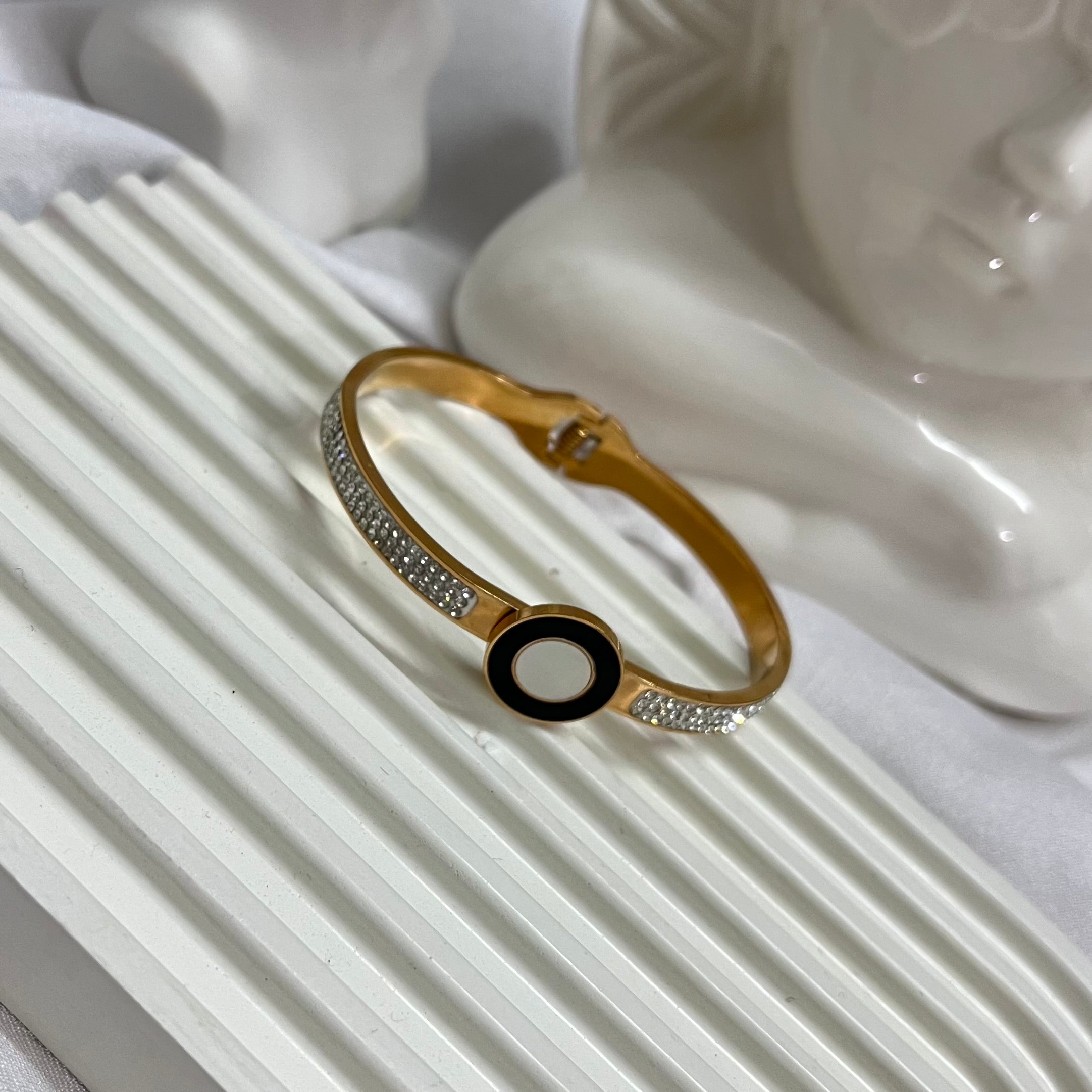 Pina white Rosegold Cuff