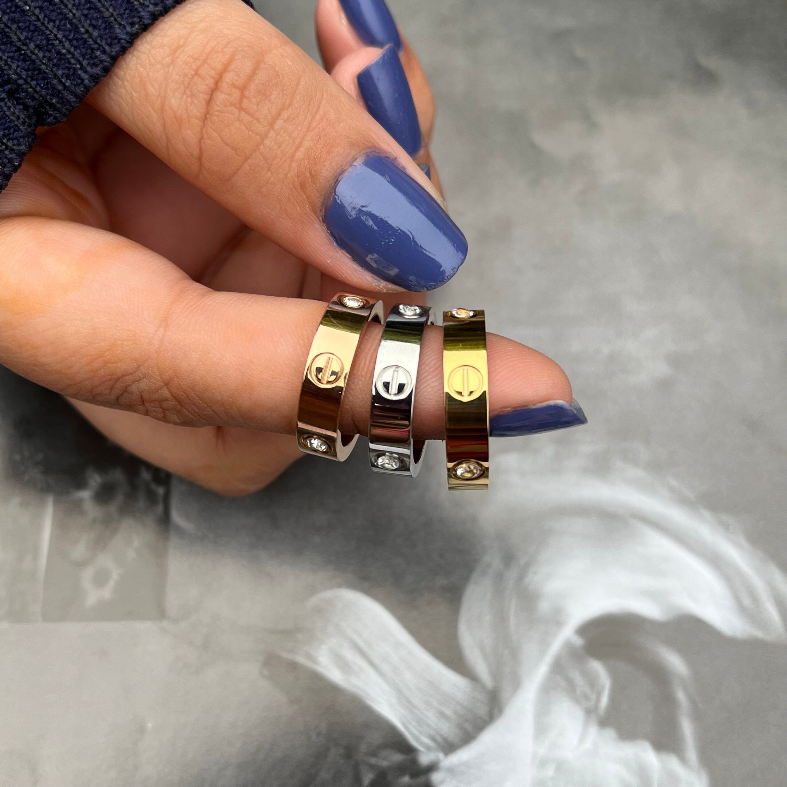 Love Stone Band Ring