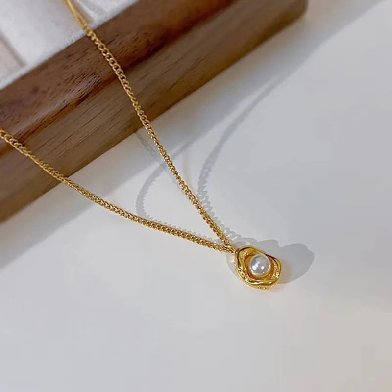 Karma Pearl Mini Necklace