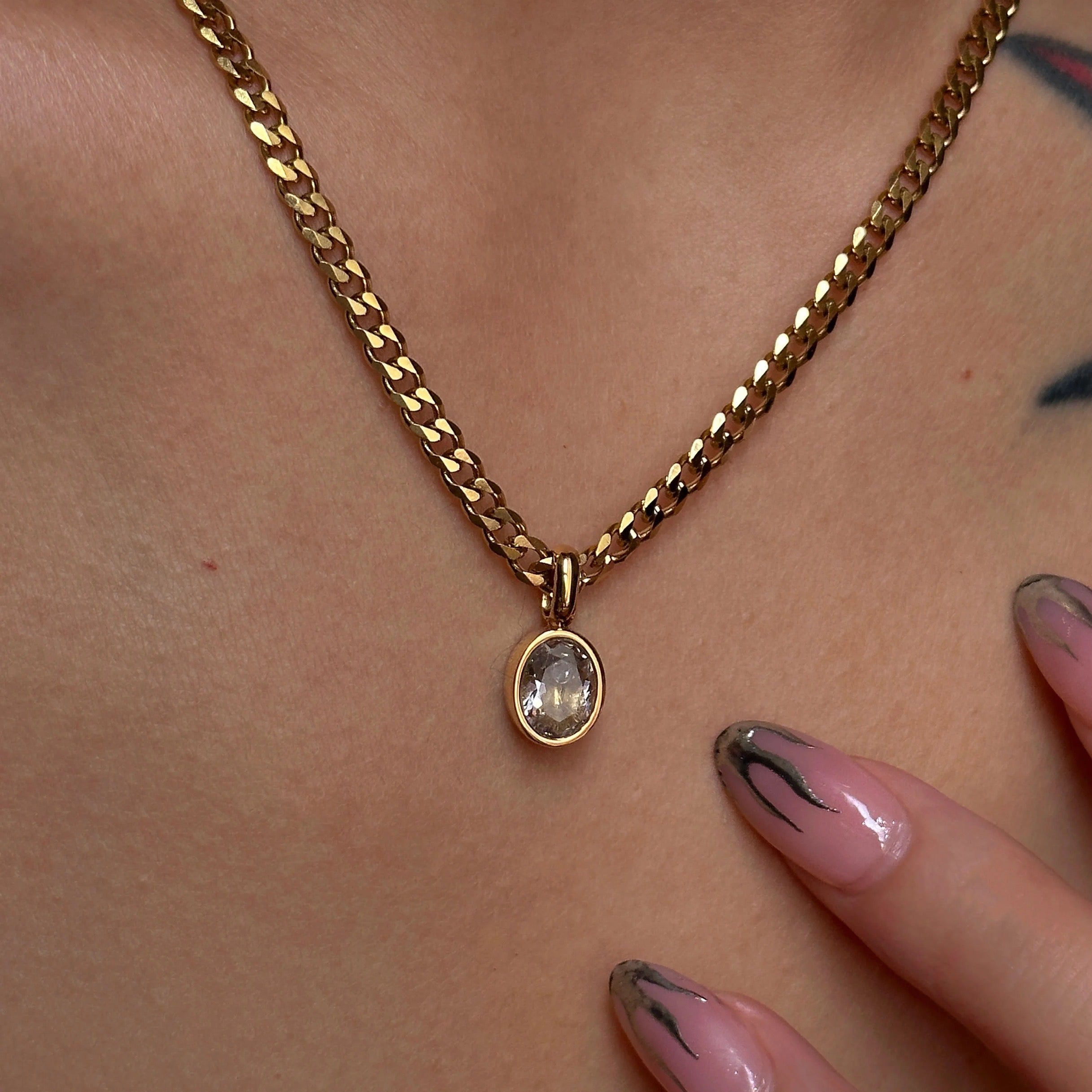 Persi Diamond Gold Necklace