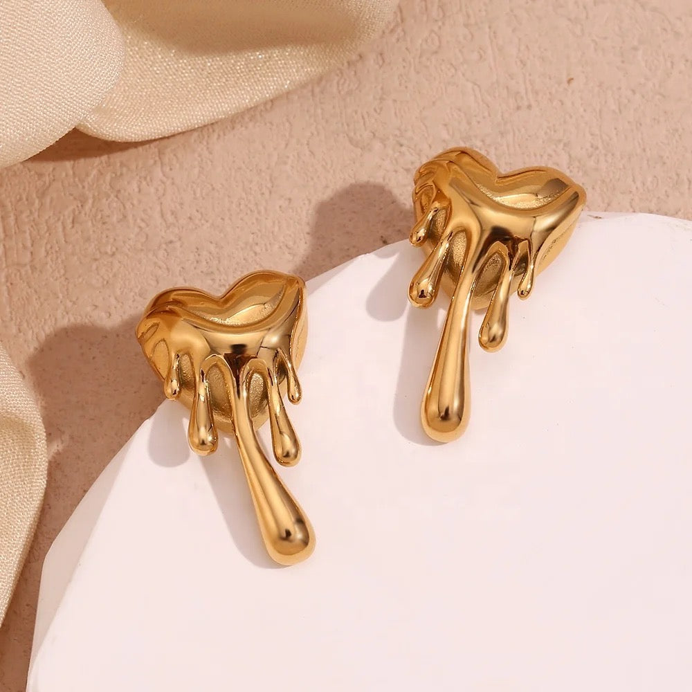 Driplin Heart Melting Earrings
