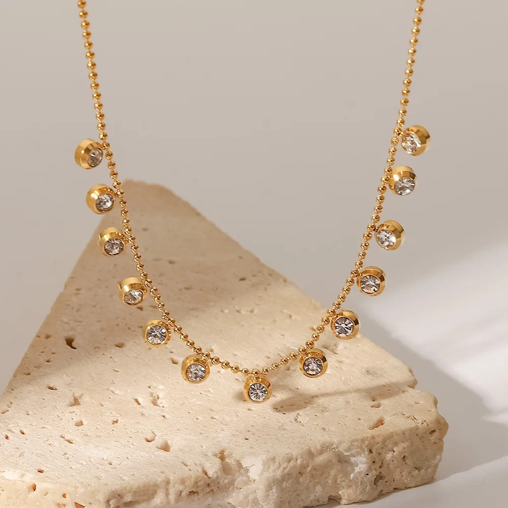 Dawina Diamonds Drop Necklace