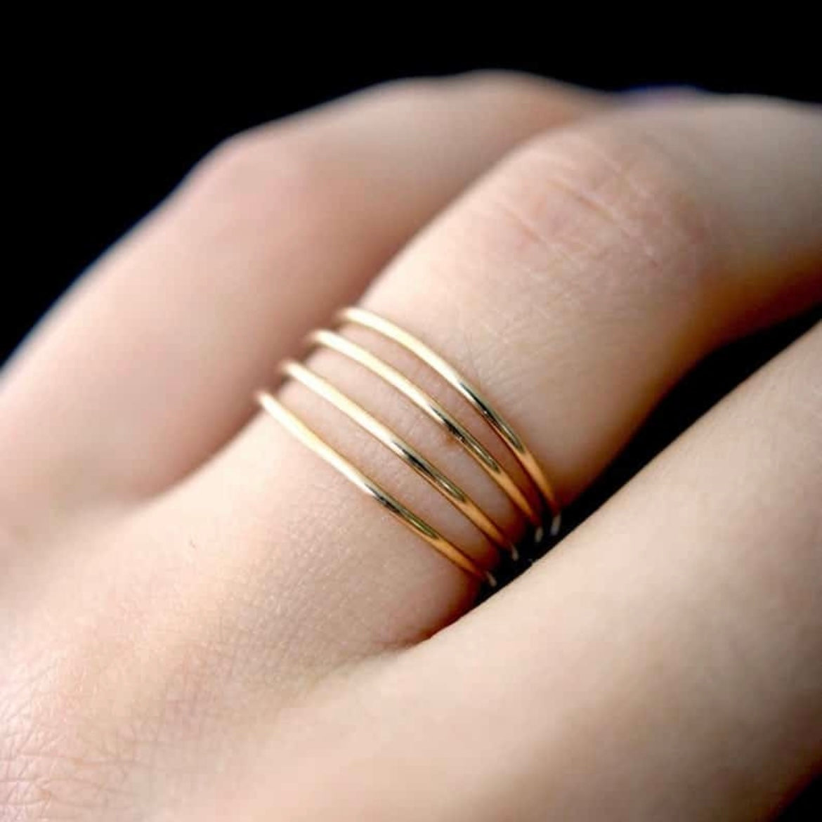 Becca Thinnest Minimal Gold Band