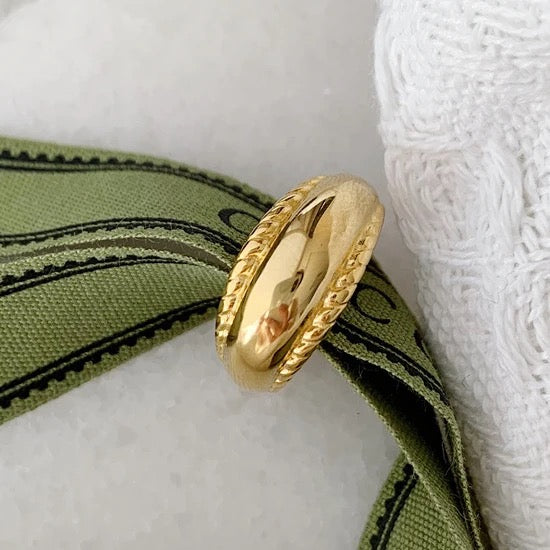 Cov Statement Gold Ring