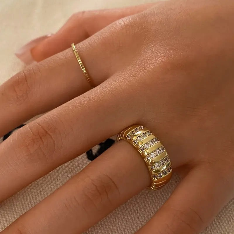 Madonna Diamond Ring