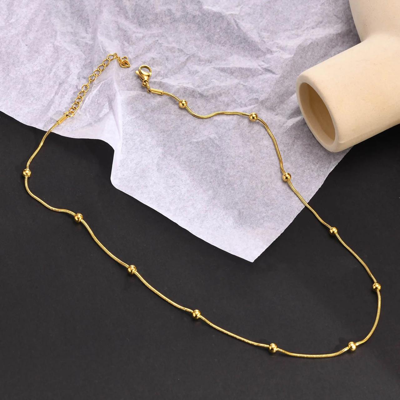 Dot Sleek Gold Chain