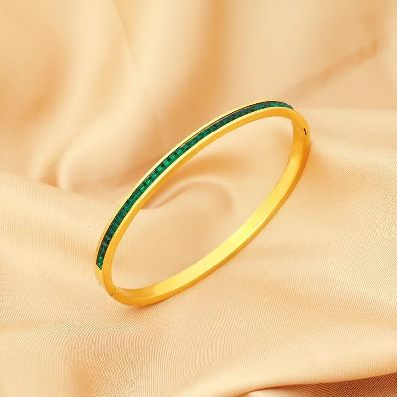 Cliva Diamond Gold Cuffs