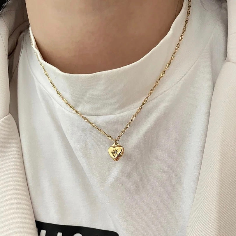 Barcelona Heart Gold Necklace