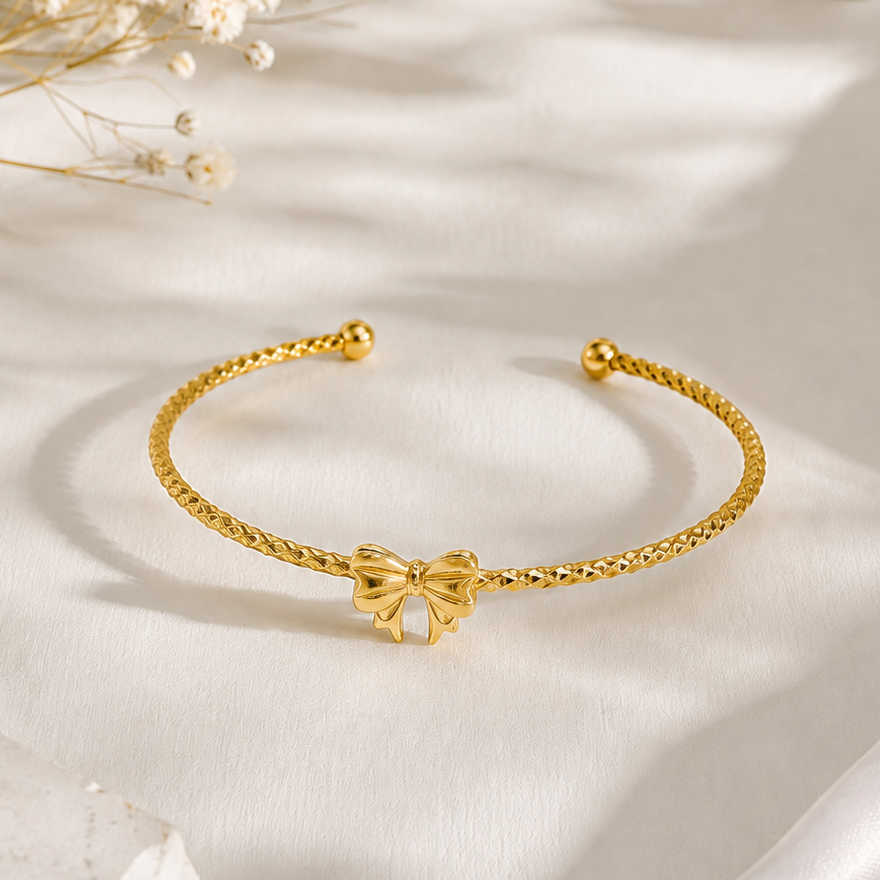 Ella Cute Bow Gold Cuff