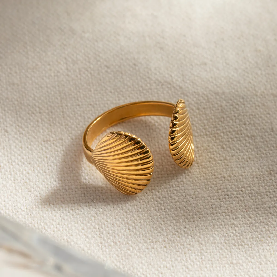 Double Shell Gold Ring
