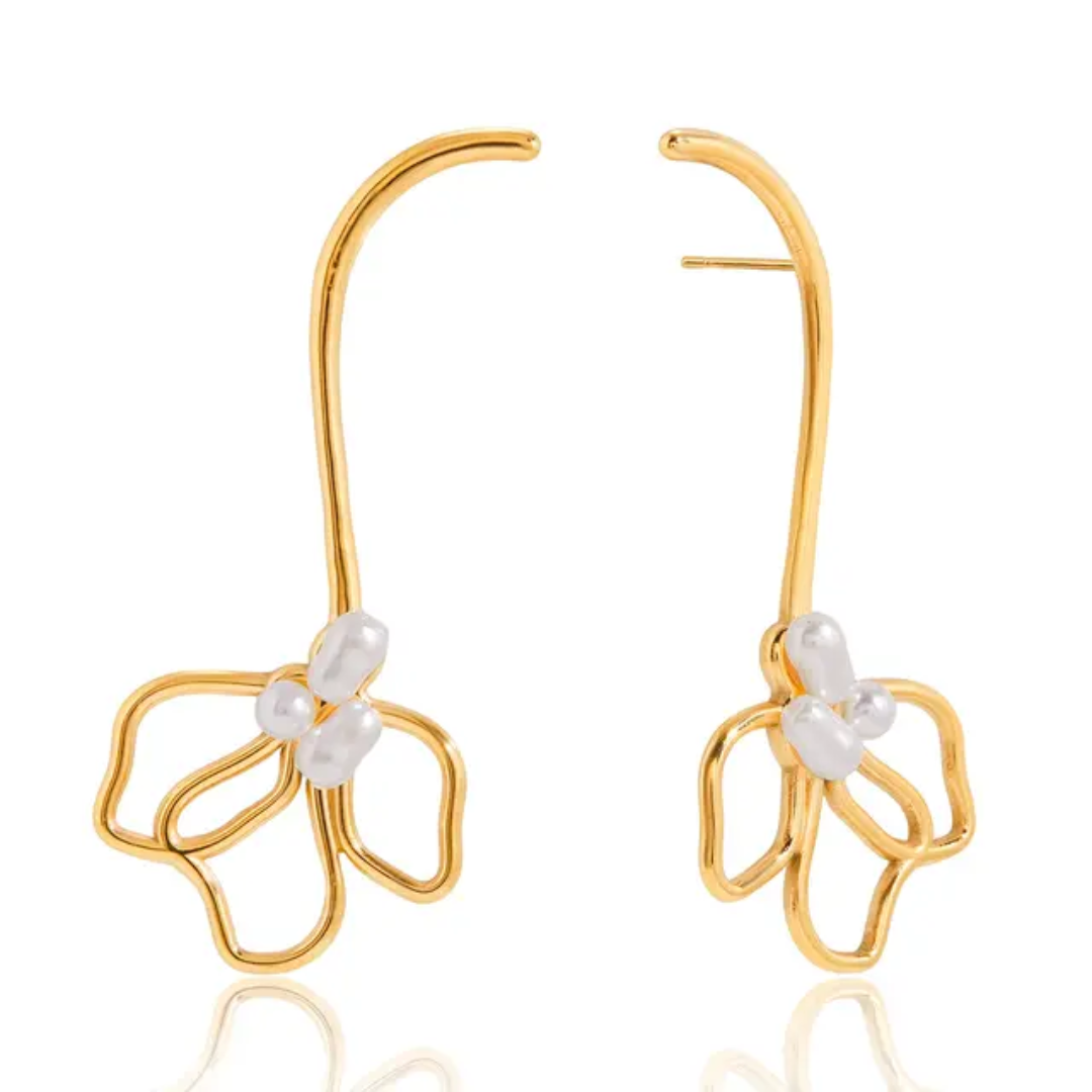 Orioni Pearl Flower Earrings