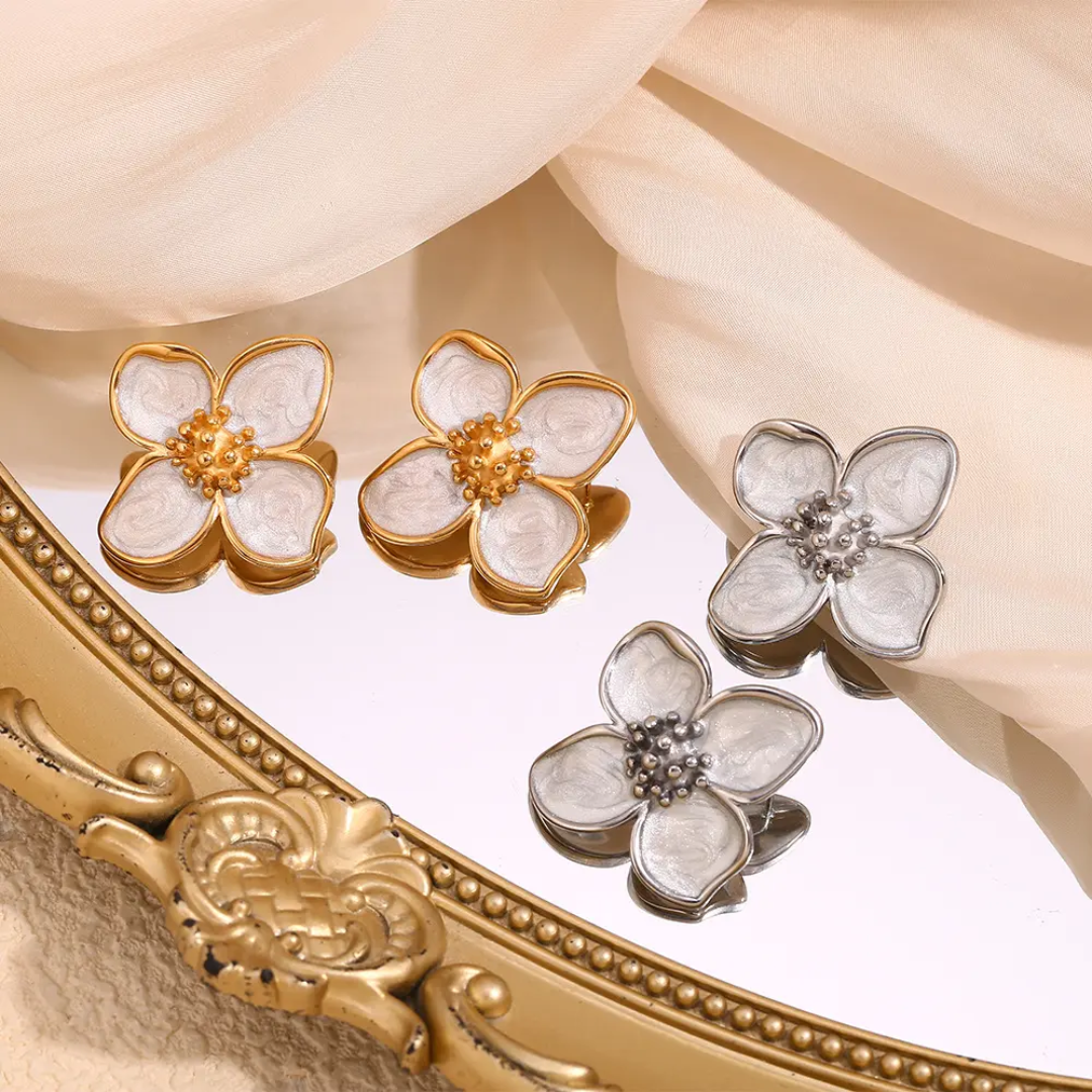 Yasmine White Flower Earrings