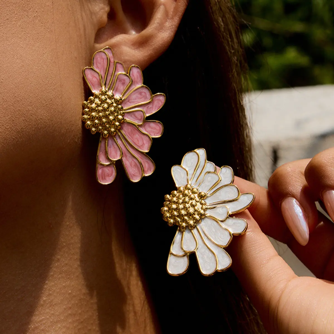 Willa Big Flower Earrings