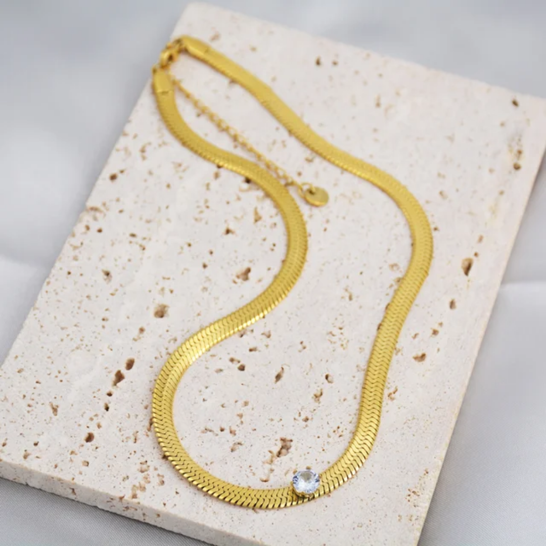 Solo Diamond Snake Necklace