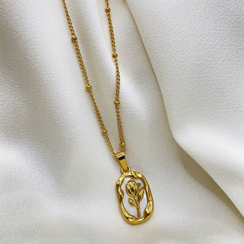 Rosiwine Gold Necklace