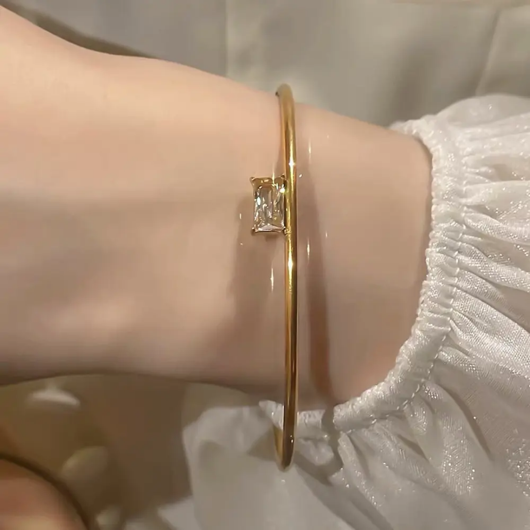 Unipli One Diamond Cuff✨❤️