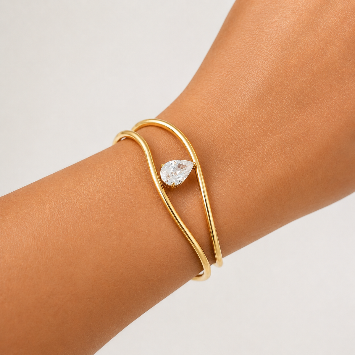 Voula Statement Drop Cuff✨