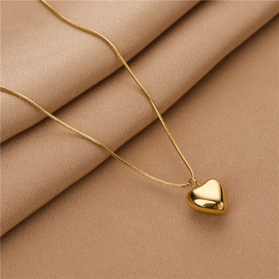 Heer Love Mini Heart Necklace