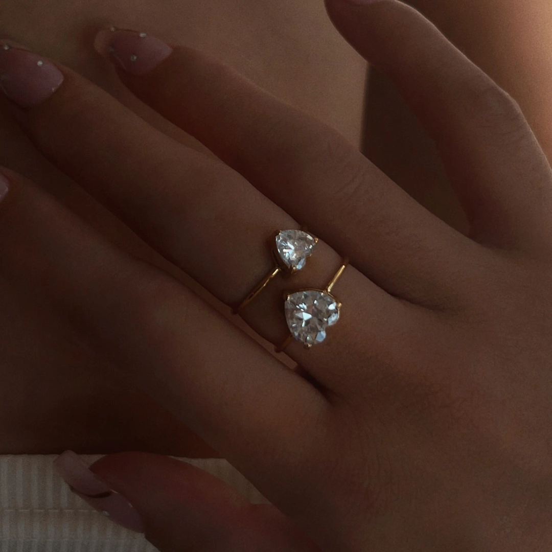 Diana Solitaire Gold Rings