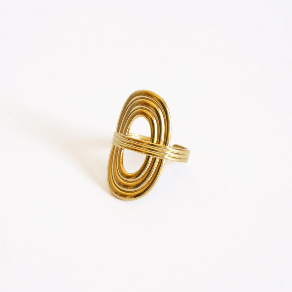 Statement Fusi Gold Ring