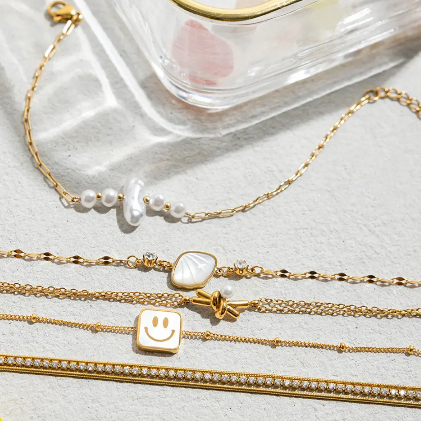 Kevin Knot Pearl Dainty Bracelet