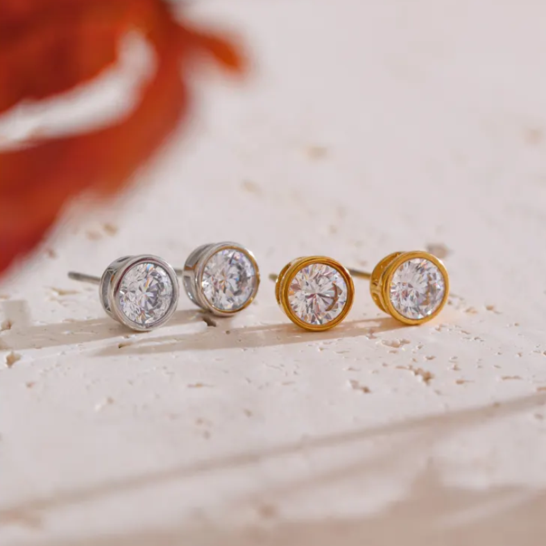 Mini Junia Round Studs