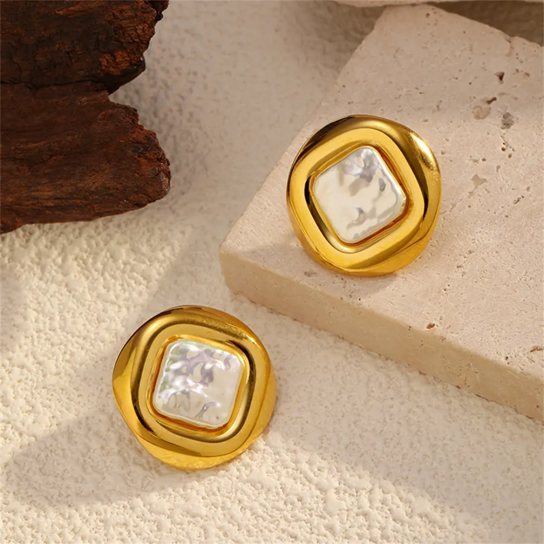 Minaz Pearl Square Studs