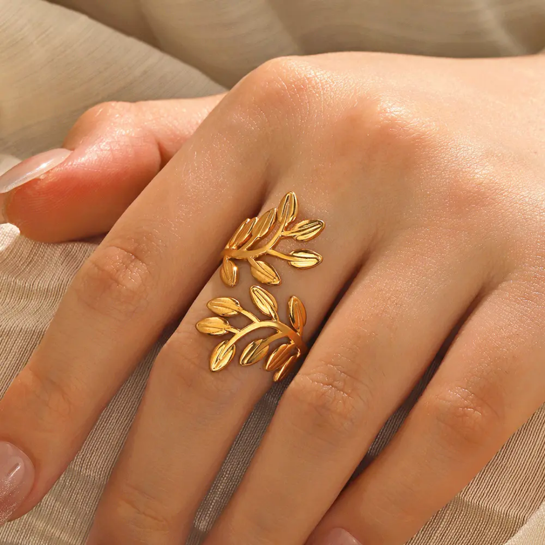 Evail Leaf Gold Ring✨