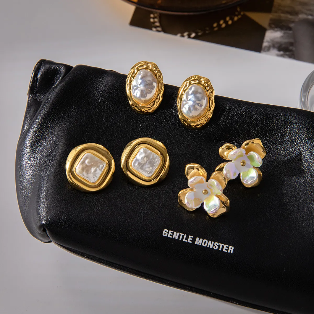 Minaz Pearl Square Studs