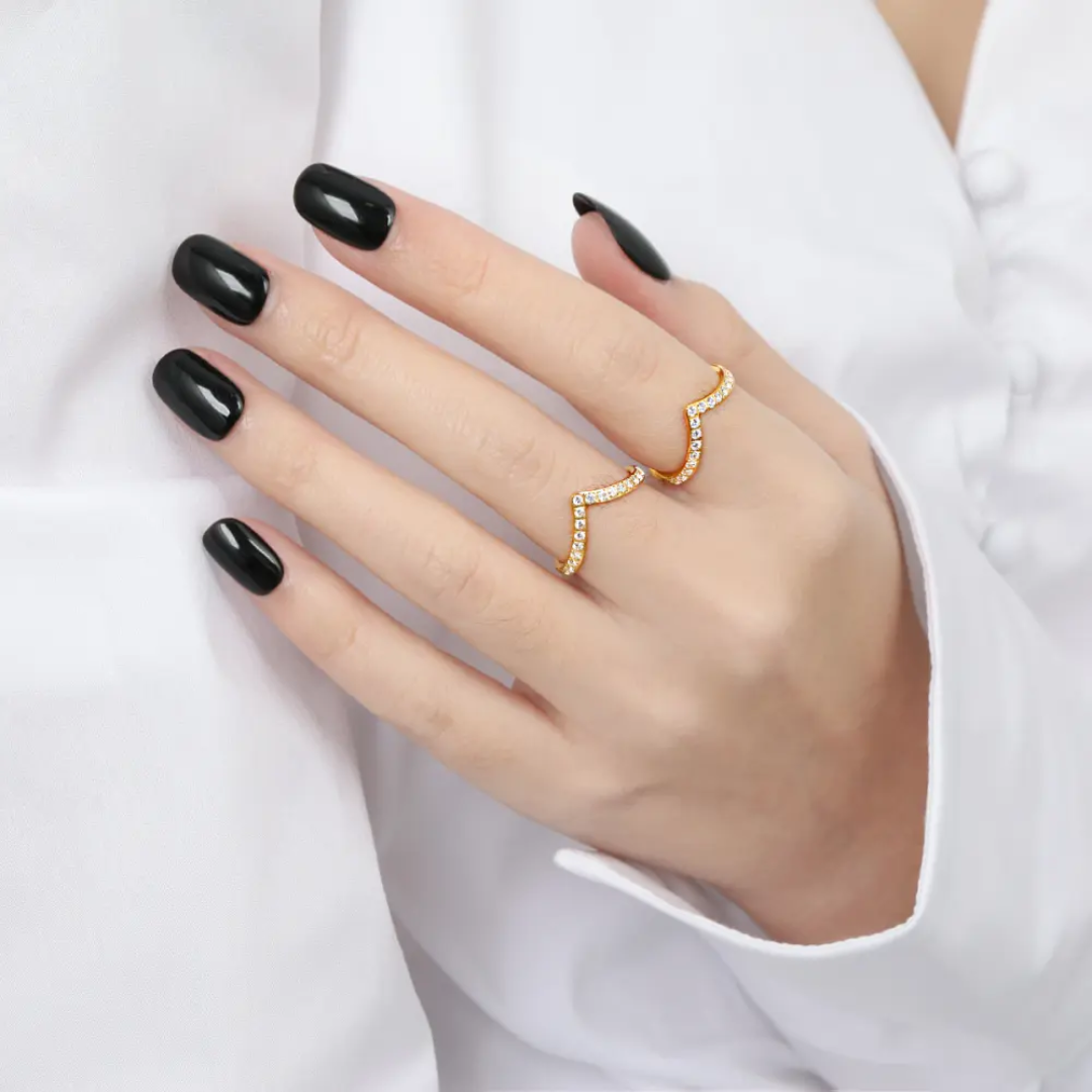 Saki Diamond V shape Ring