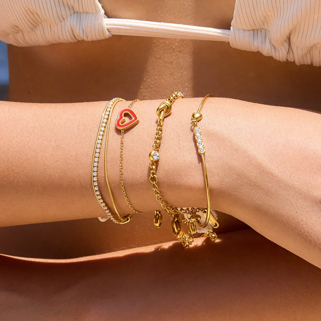 Sarah Little Heart Gold Bracelet
