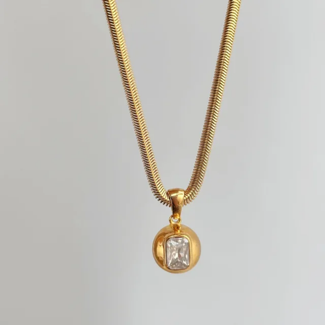 18k Gold Orb Necklace✨