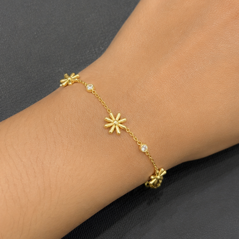 Blooming Flower Gold Bracelet
