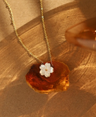 Toire White Flower Necklace✨