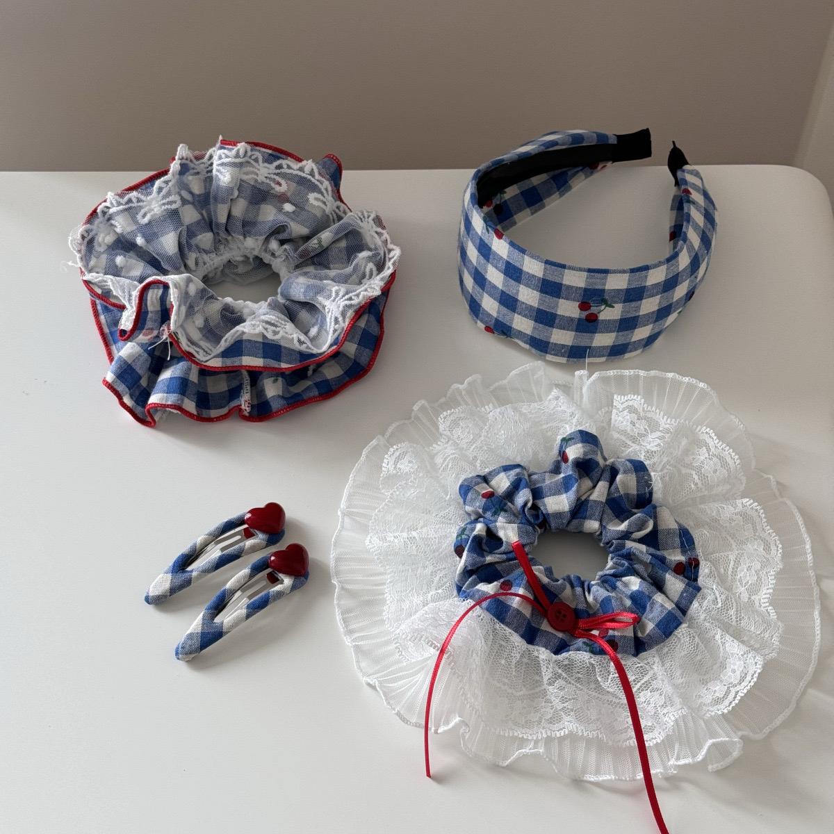 Snow White Lace Scrunchies