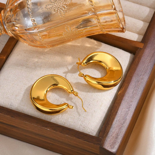 Fanah Curvy Bold Hoops✨❤️