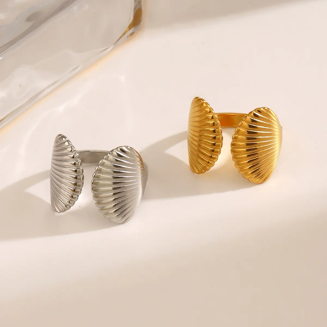 Double Shell Gold Ring