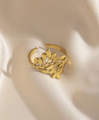 Leafy Sleek Gold Ring
