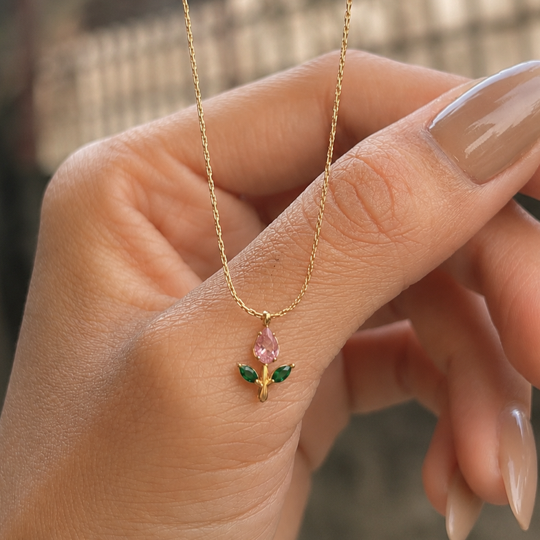 Little Tulip Diamond Necklaces