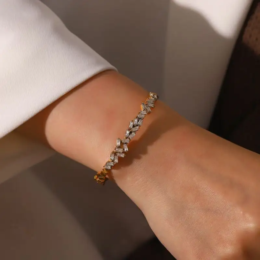 Toshi Diamond Gold Cuff✨